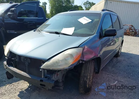 2008 Toyota Sienna Le z USA, uszkodzony, nr VIN 5TDZK23C58S223680